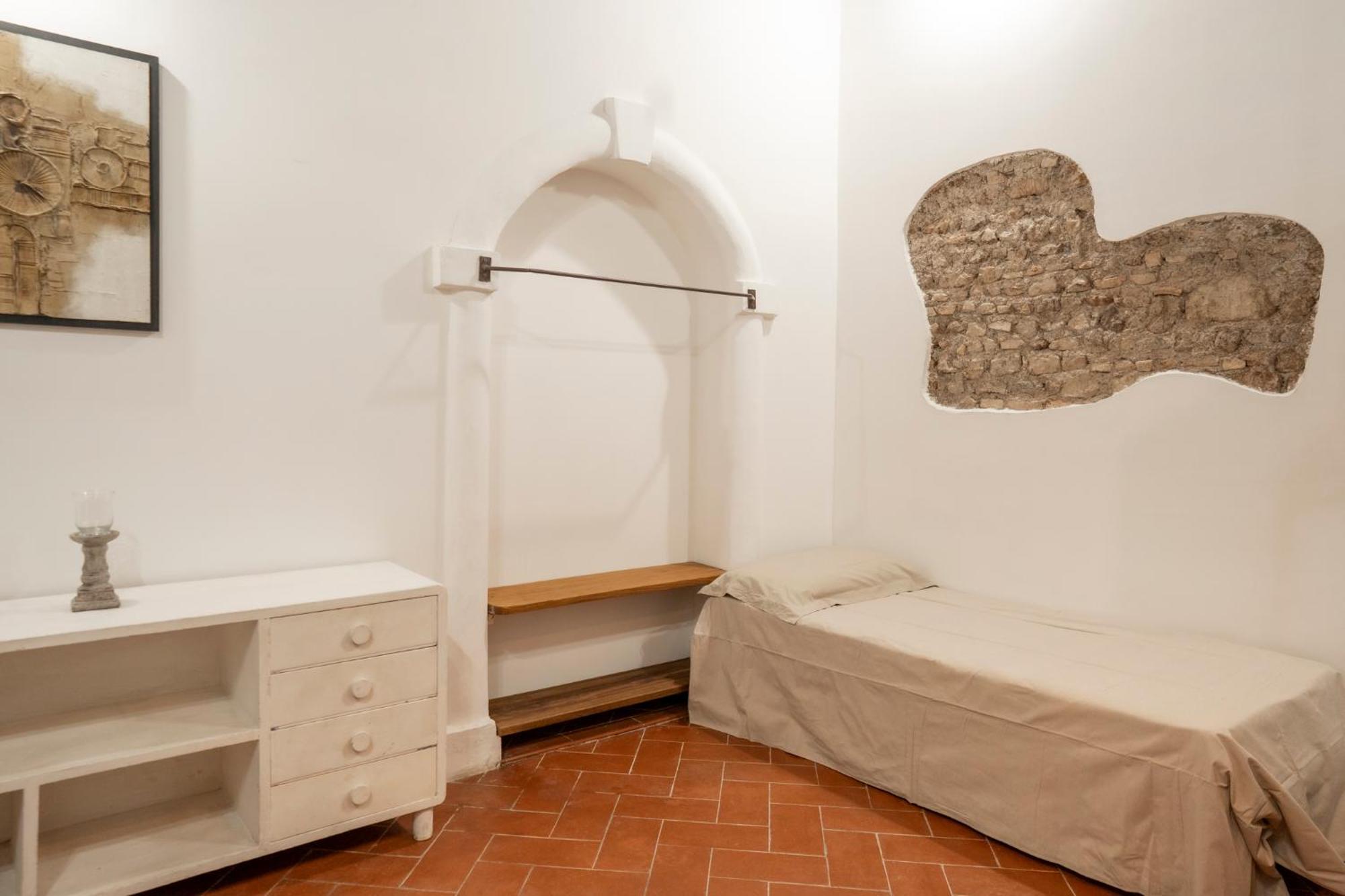 Home Domus Capocci - Rione Monti โรม ภายนอก รูปภาพ