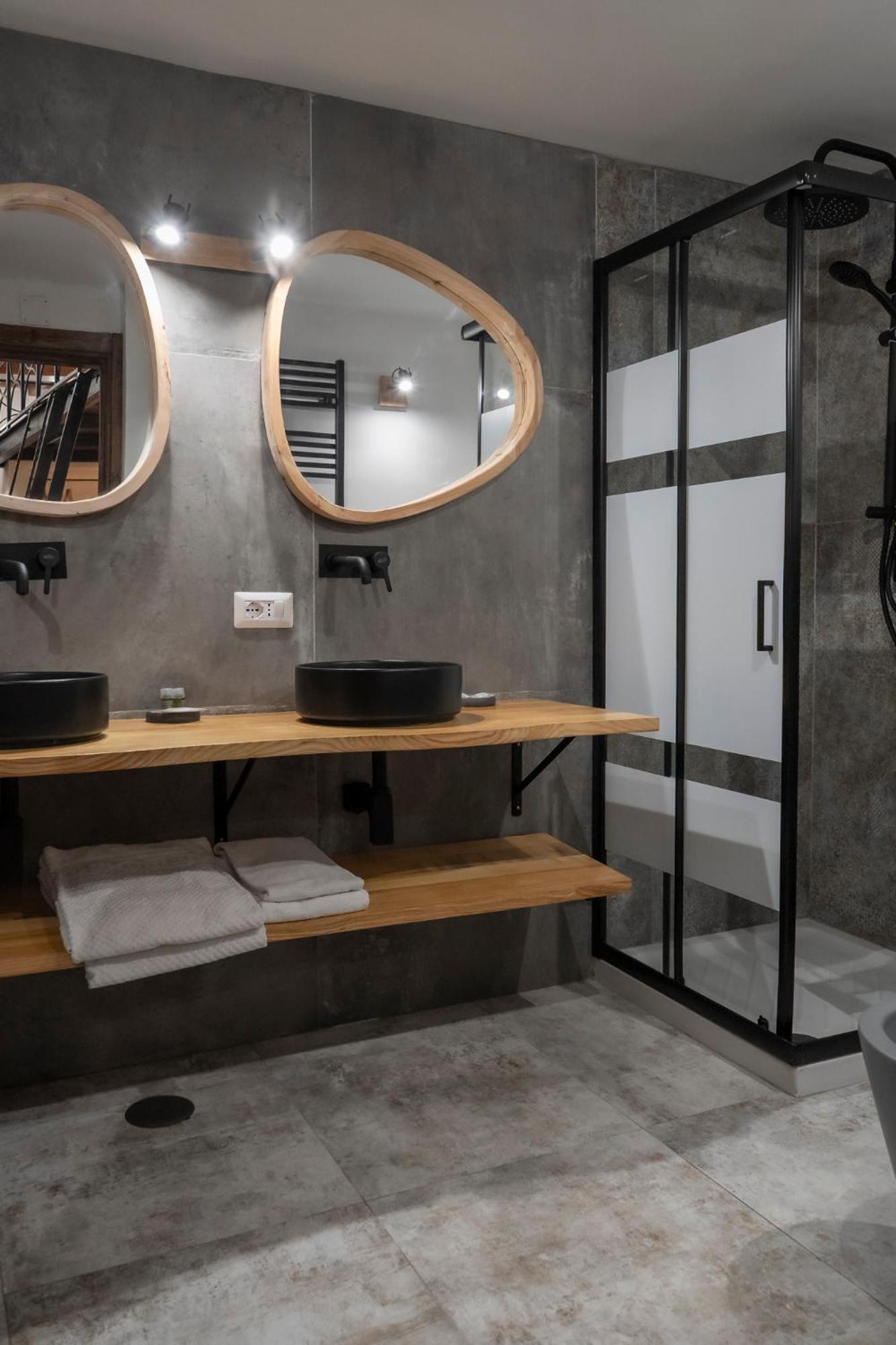 Home Domus Capocci - Rione Monti โรม ภายนอก รูปภาพ