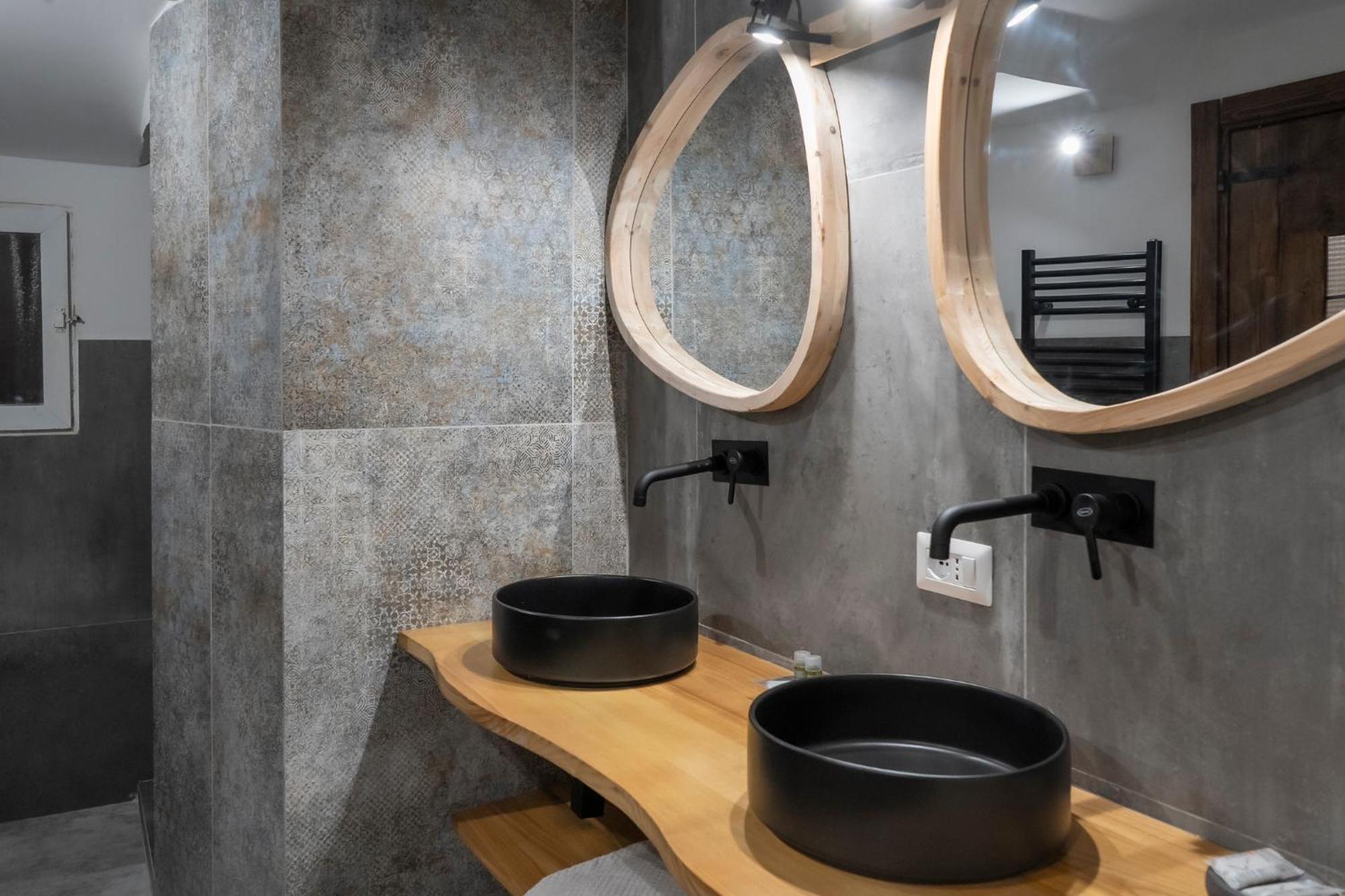 Home Domus Capocci - Rione Monti โรม ภายนอก รูปภาพ