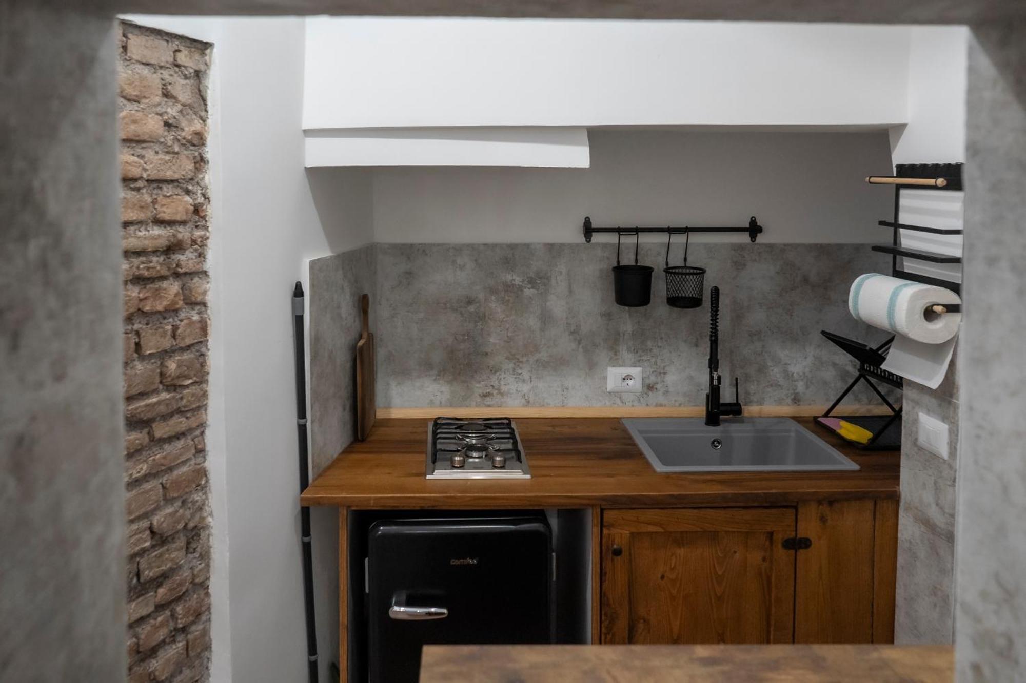 Home Domus Capocci - Rione Monti โรม ภายนอก รูปภาพ